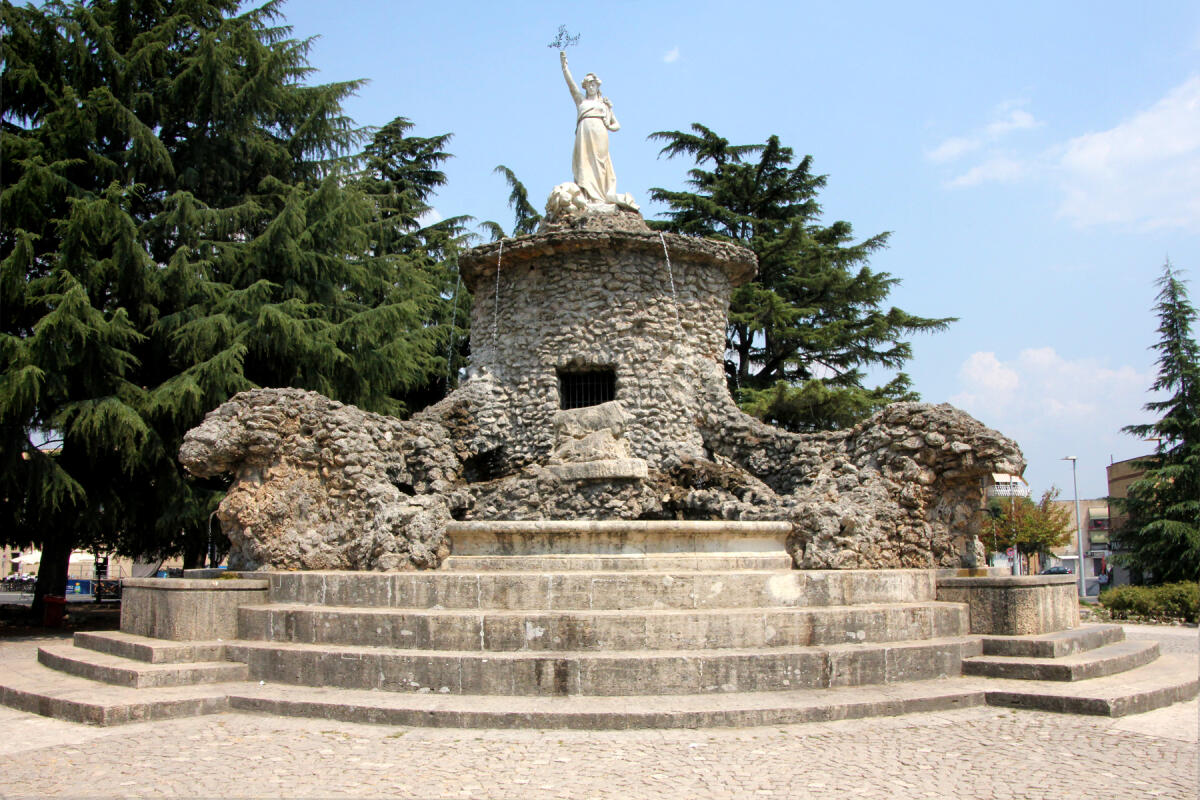 Al via il restauro della Fontana Biondi a Cisterna - 