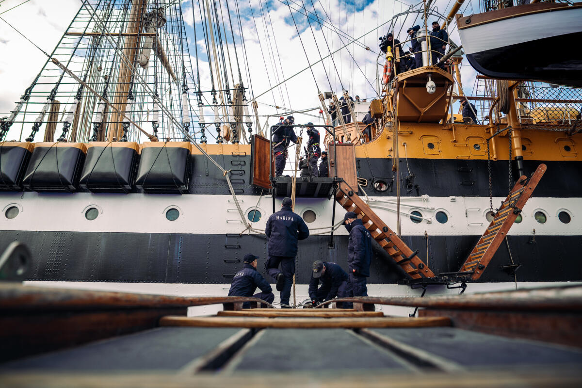 Tour Mediterraneo della "Amerigo Vespucci", tappa a Gaeta. - 