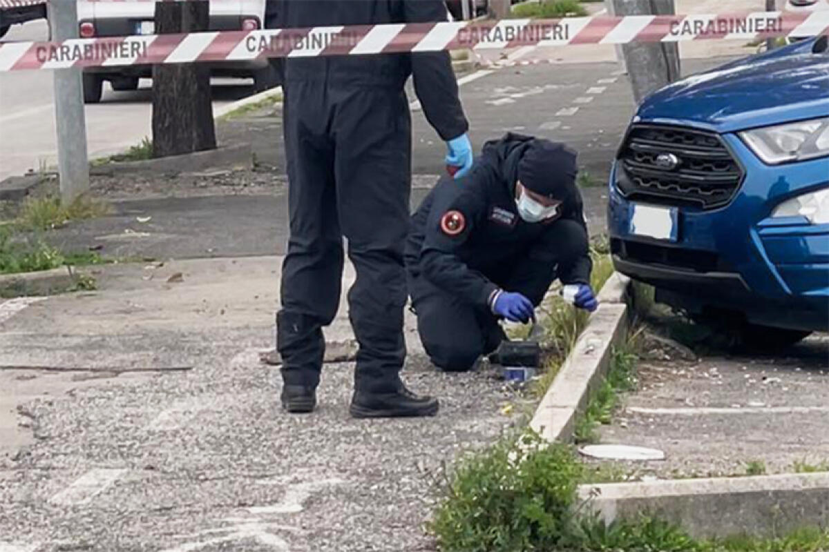 Clima teso ed umori esasperati ad Aprilia dopo i gravi episodi criminali. Le indagini: l'ordigno di via Aldo Moro non era innescato. - 