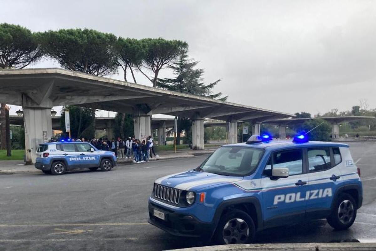 Contrasto all’immigrazione irregolare: la Polizia di Latina esegue due accompagnamenti e 7 provvedimenti di espulsione. - 