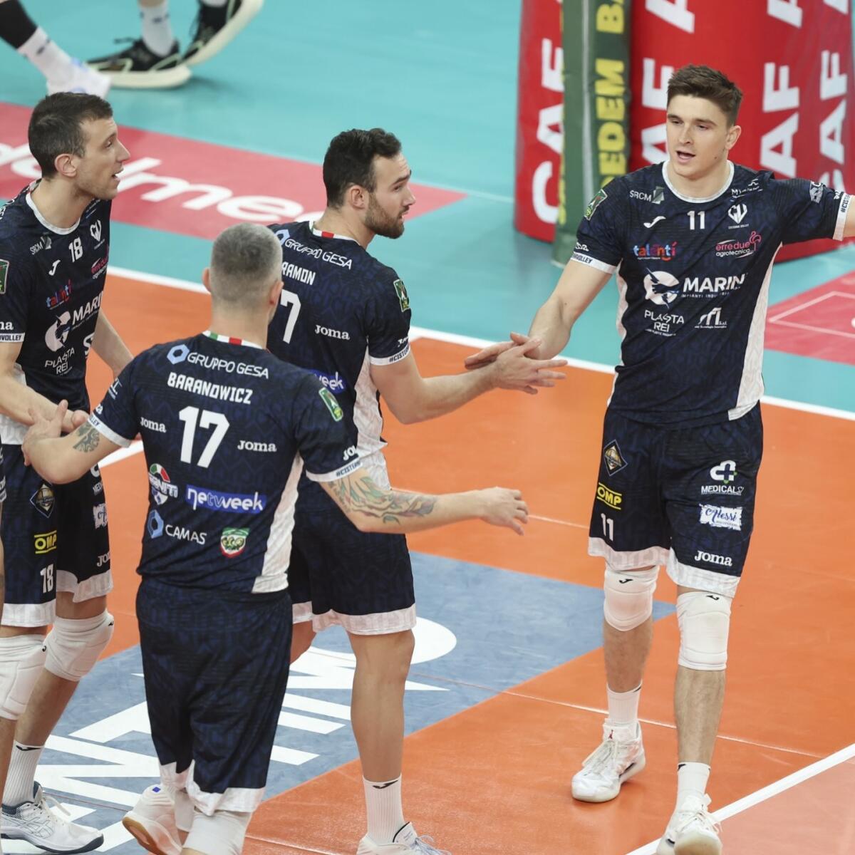 Superlega - Cisterna al lavoro per gara 2 contro Trento - 