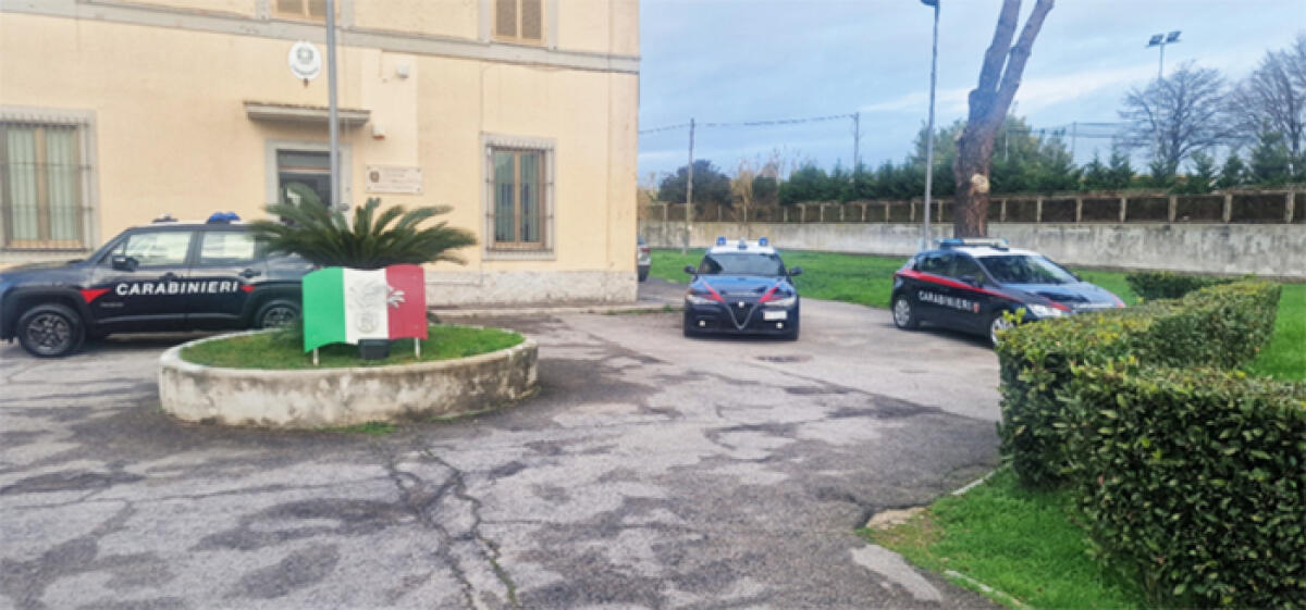 Ruba un paio di auricolari da un’auto in sosta: 55enne di Latina denunciato per ricettazione. - 