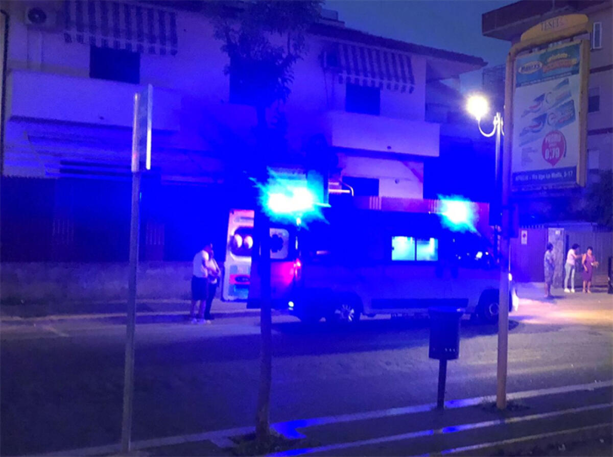 Incidente nella notte ad Aprilia: il conducente di una delle vetture, con targa tedesca, in fuga. E’ ricercato dai Carabinieri. - 
