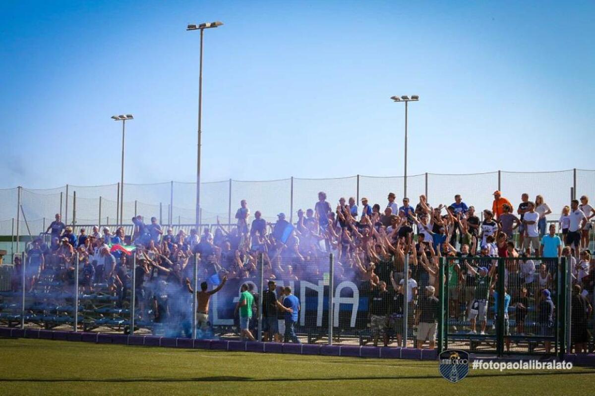 Calcio serie C: questo sabato l’ultima gara casalinga del Latina contro Potenza. Si scende in campo con la divisa arancione. Ecco perché! - 