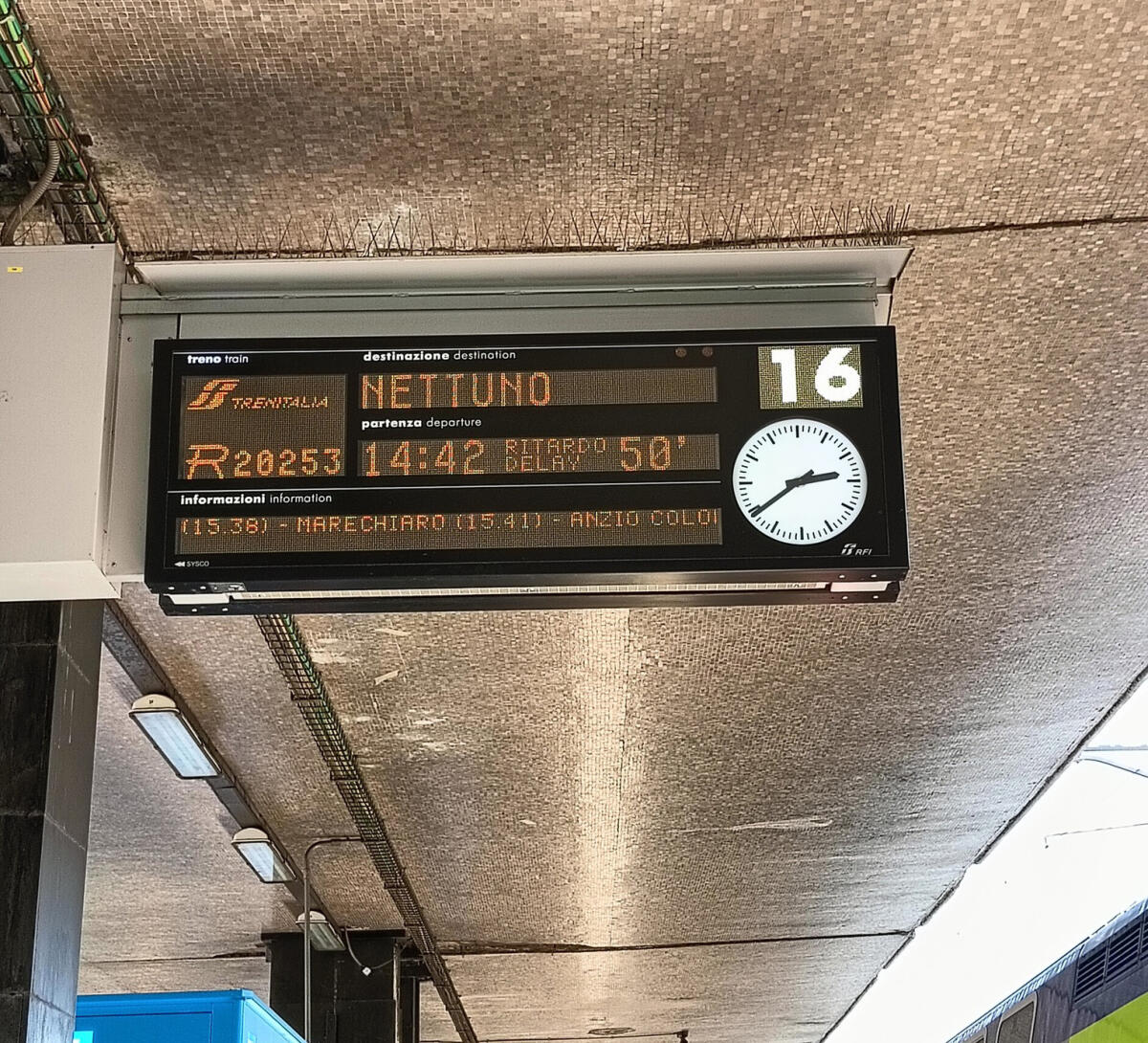 Persona investita a Campoleone, stop ai treni della Roma-Nettuno e della Roma-Napoli - 