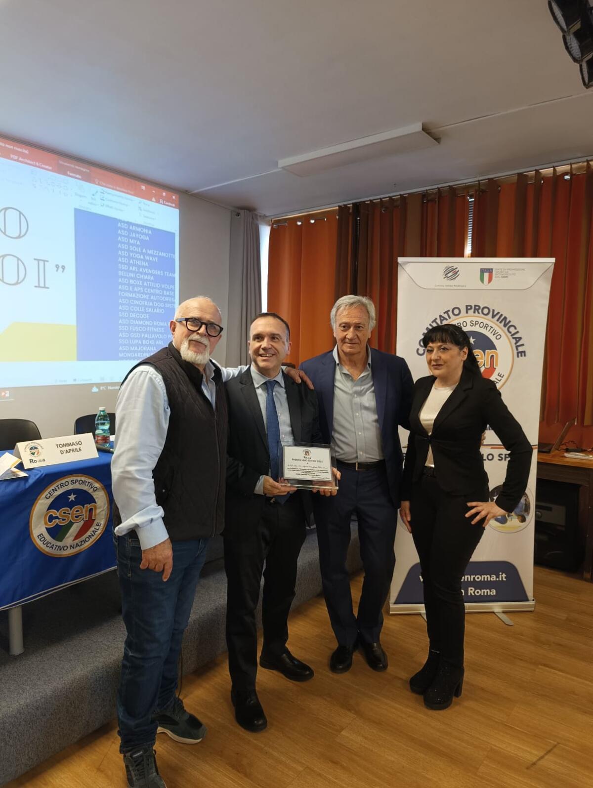 La palestra Selciatella insignita del premio “Uno di noi” dallo Csen-Coni - 