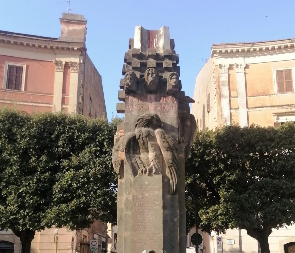 Un 25 aprile sobrio e nel segno del lutto a Terracina - 