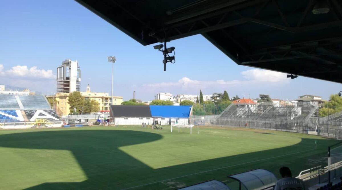 Follia dopo Latina-Trapani: ultrà aggrediscono il difensore Berman. Esonerato Boscaglia - 