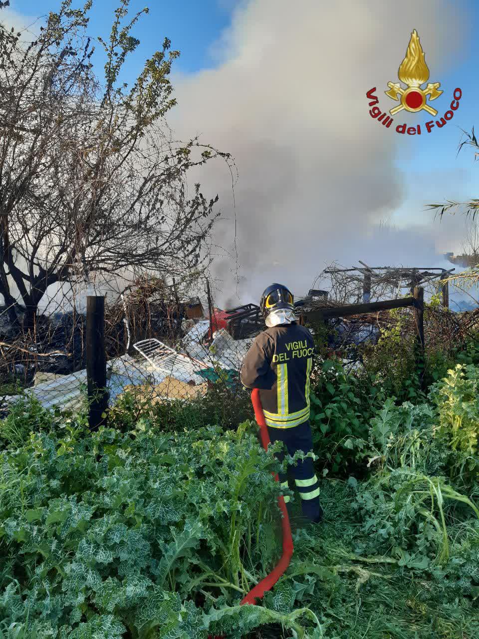 Incendio Campo Nomadi Guidonia