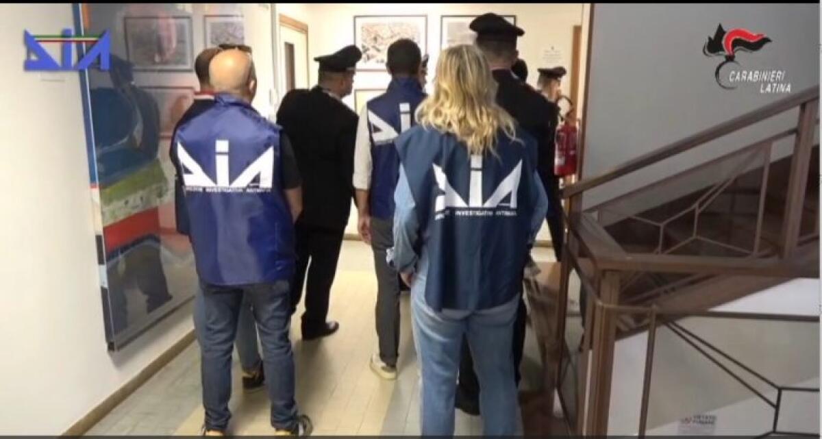 Comune di Aprilia occupato dalla mafia. Confermato il ruolo del clan nella macchina amministrativa - 