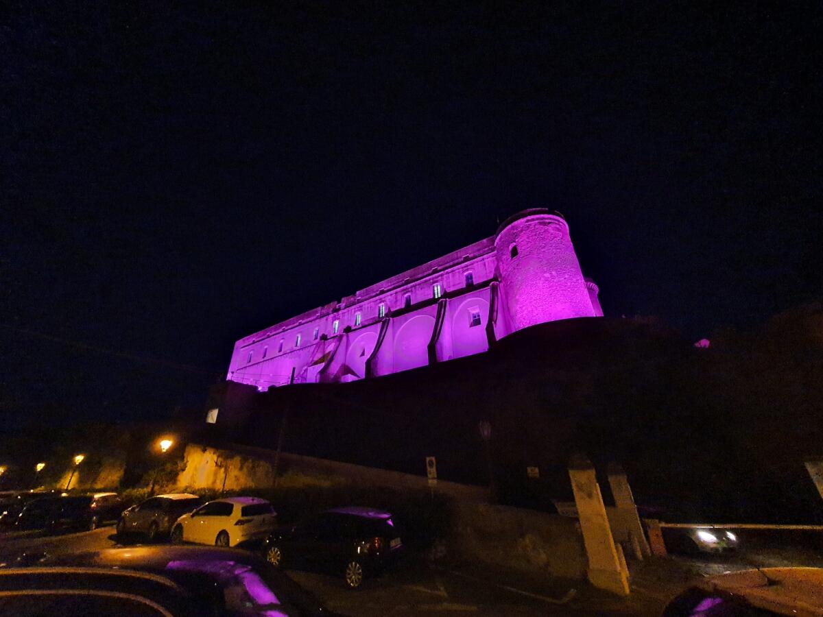 Gaeta aderisce alla campagna ESEO Italia 2025 illuminandosi di magenta - 