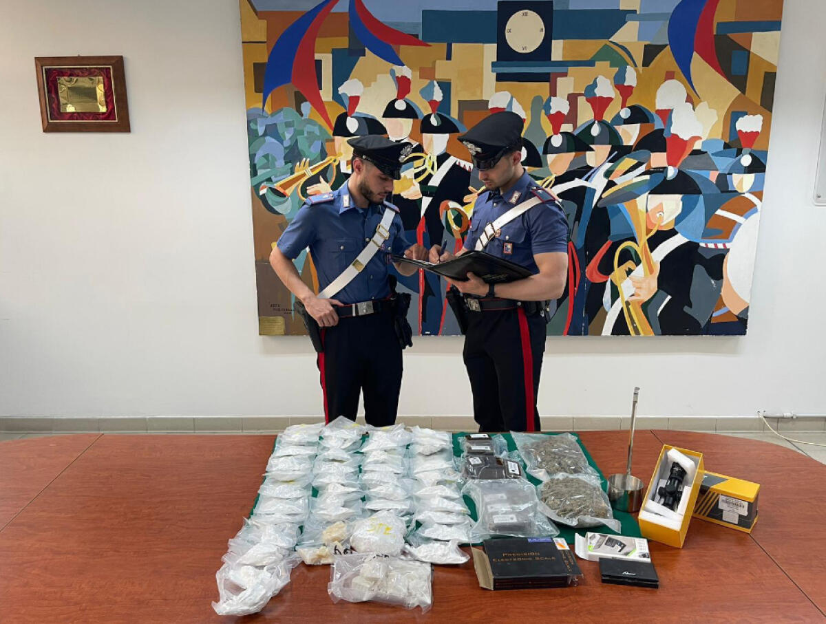 INSEGUIMENTO PER LE VIE DI APRILIA: IL 55ENNE ERA CARICO DI DROGA - 