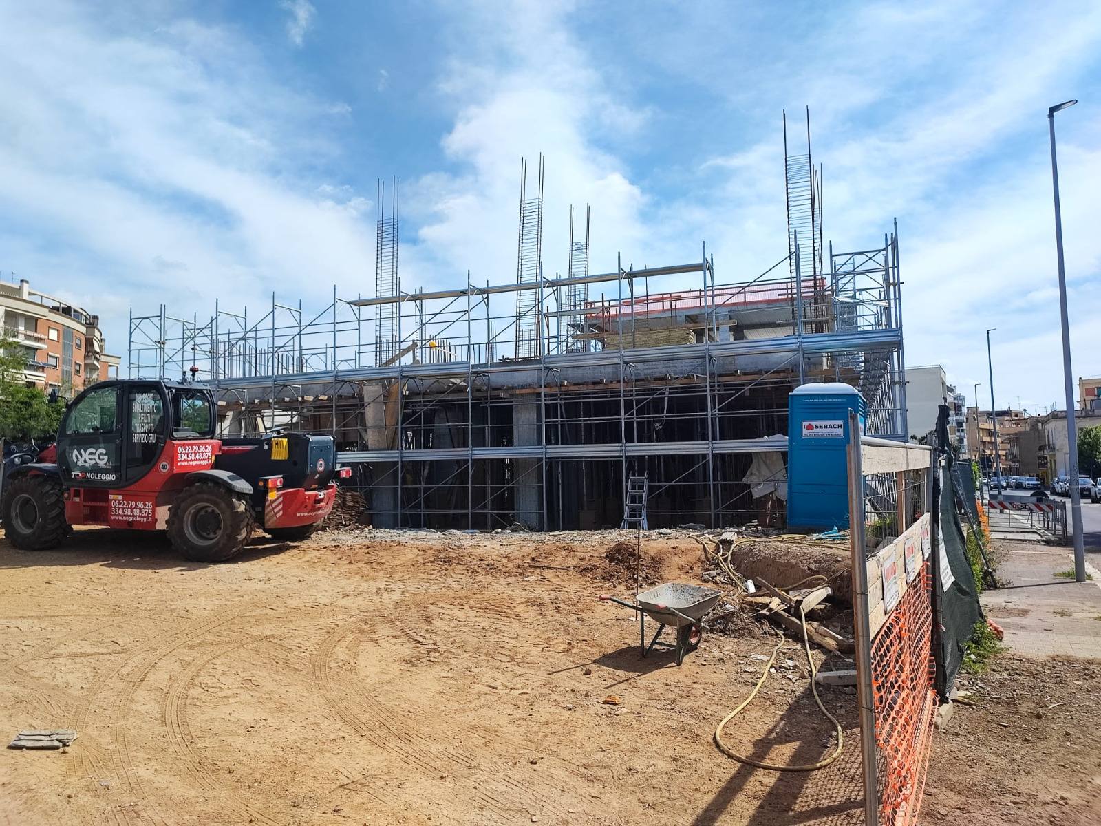 i lavori alla scuola di via Olmata, a Nettuno