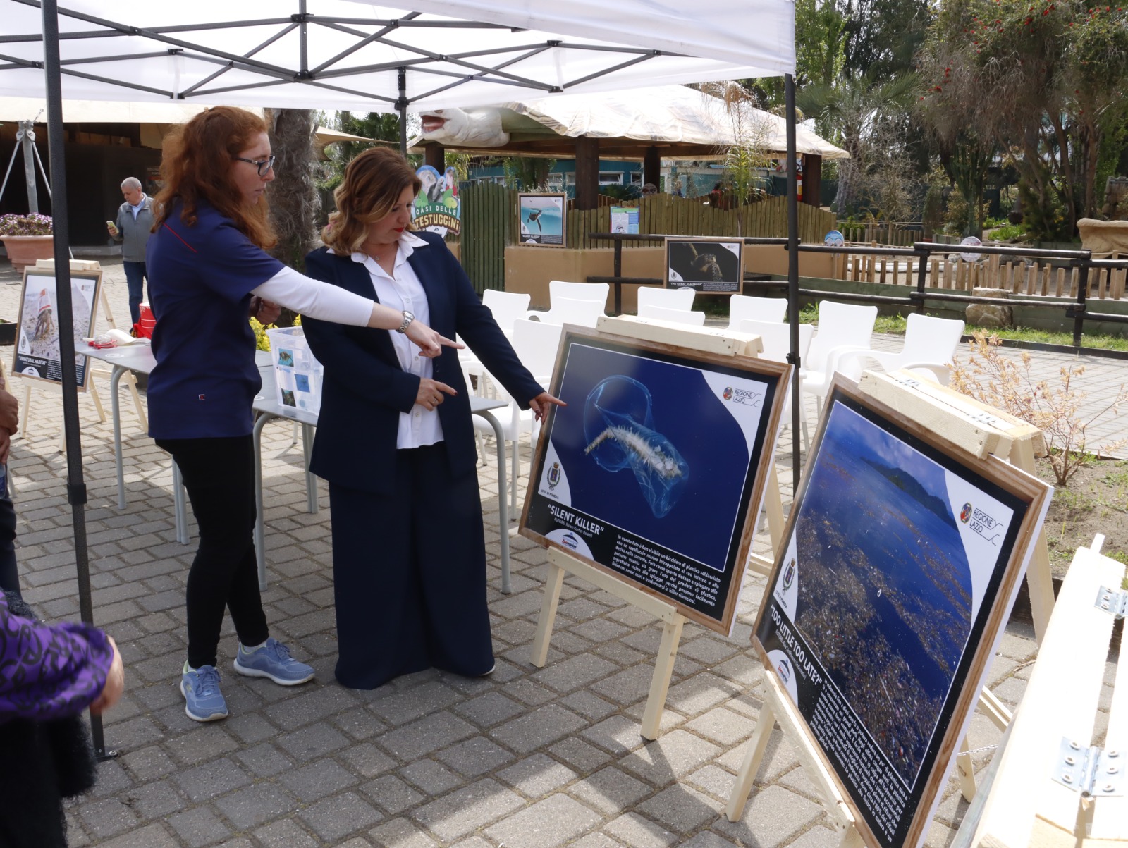 la sindaca di Pomezia, Veronica Felici, allo Zoomarine