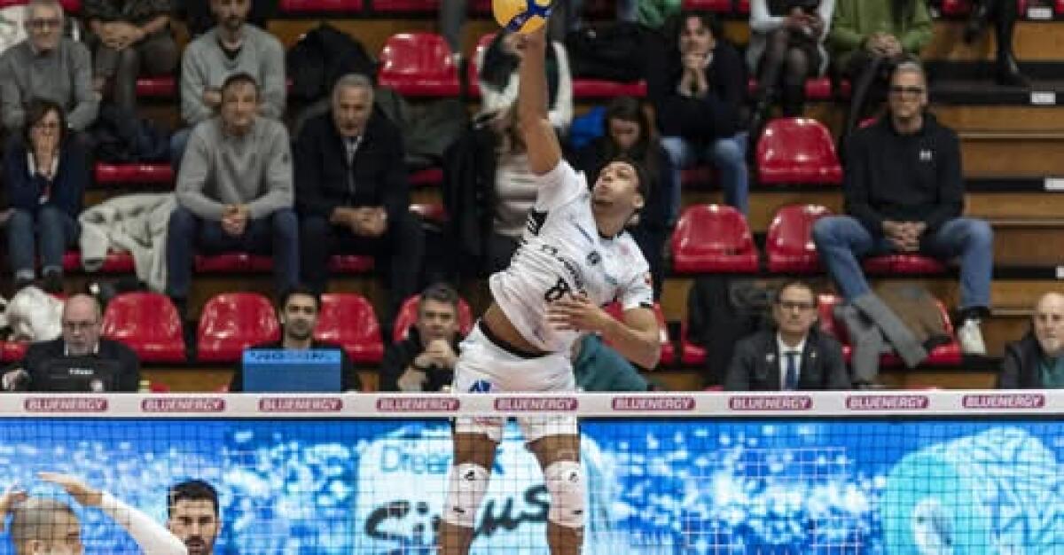 Superlega, il centrale olandese Fabian Plak nuovo rinforzo del Cisterna Volley. - 