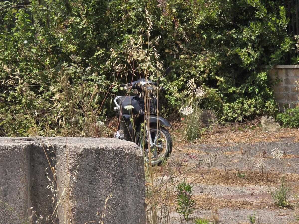 Aprilia - Motorino rubato abbandonato nella zona Industriale - 