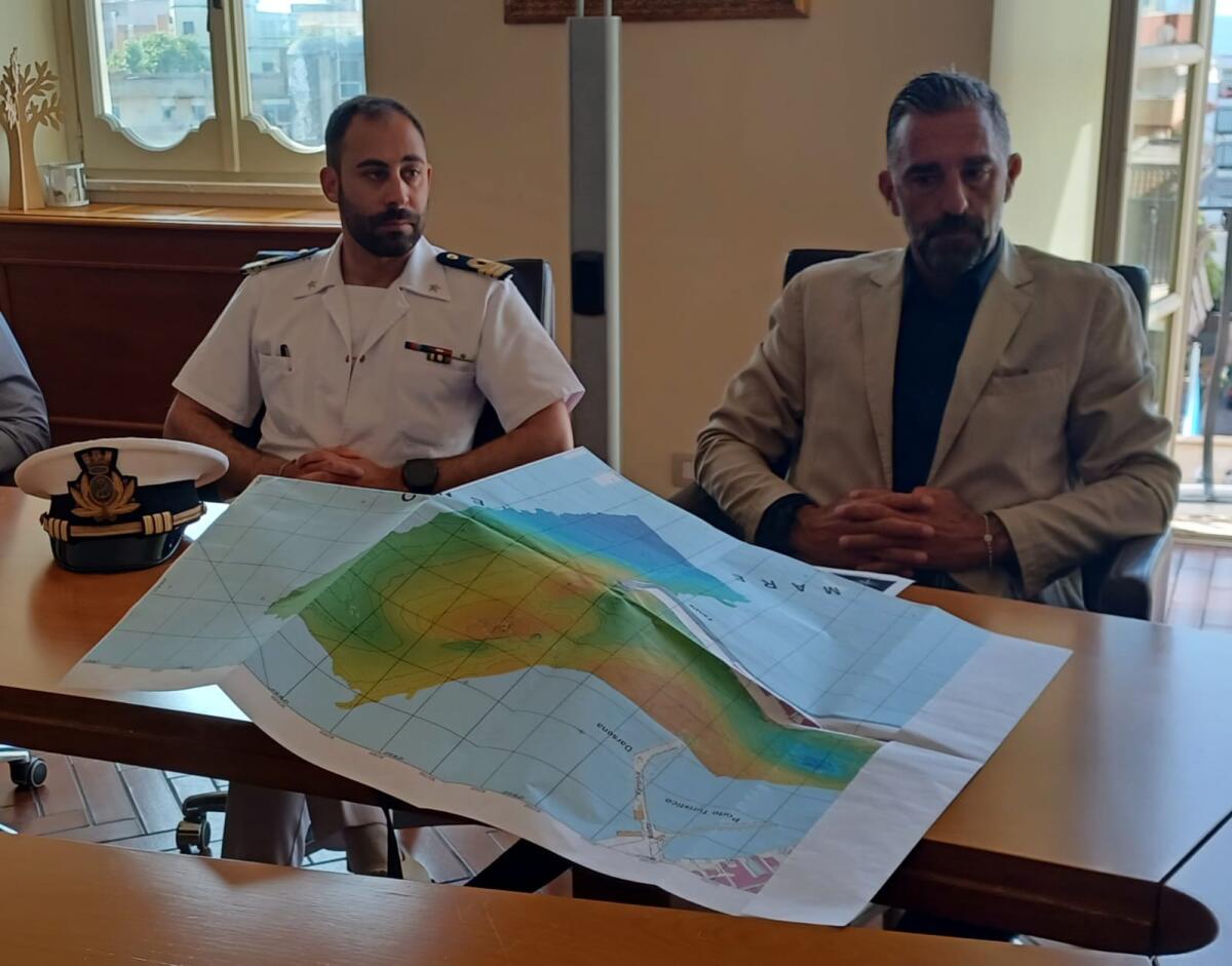 Porto di Anzio, tutto pronto per il dragaggio. Primo intervento in urgenza sull’imbocco del canale. - 