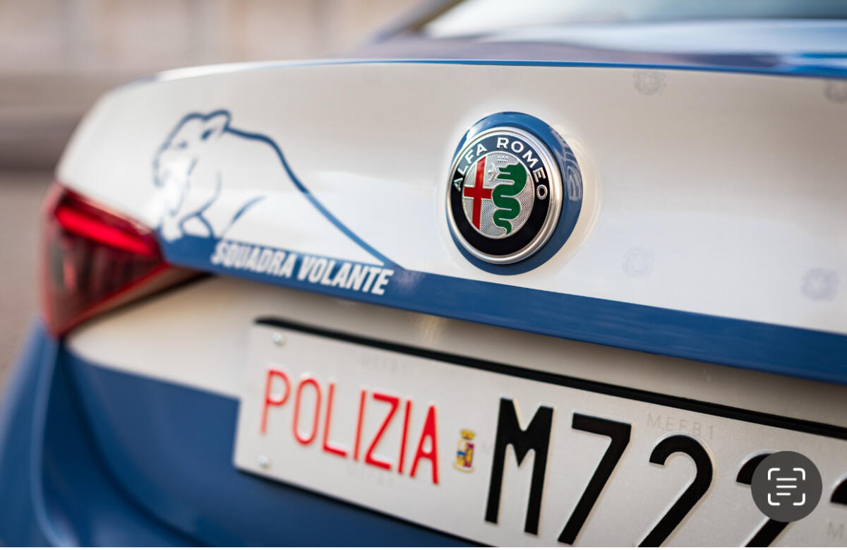 In palestra con un coltello in tasca: lo scopre un agente fuori servizio - 