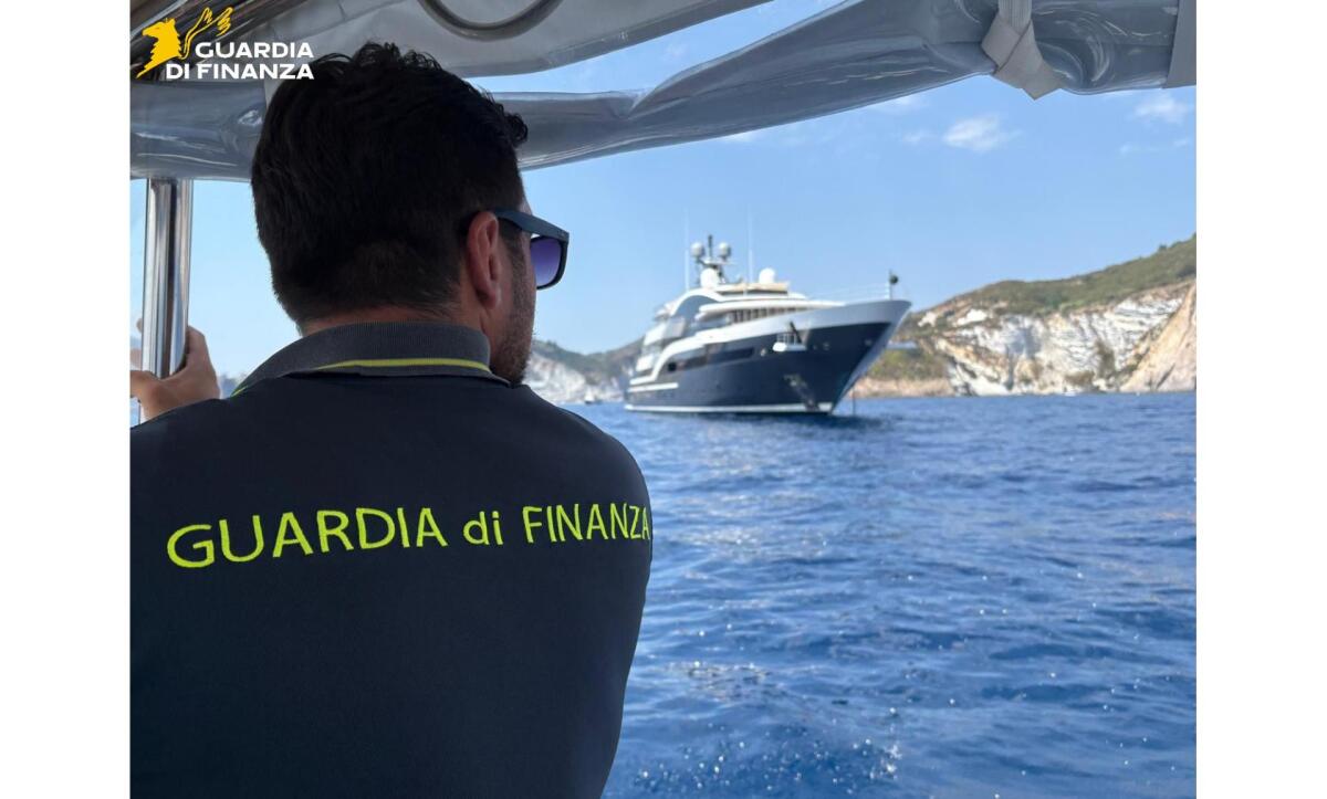 Controlli antidroga tra Ponza e Ventotene: 7 segnalati. Ispezioni su 25 imbarcazioni - 