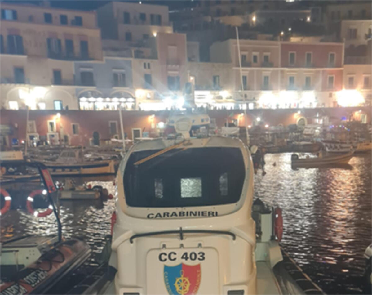 Controlli sull’isola di Ponza, sanzionata una rivendita di generi alimentari. - 