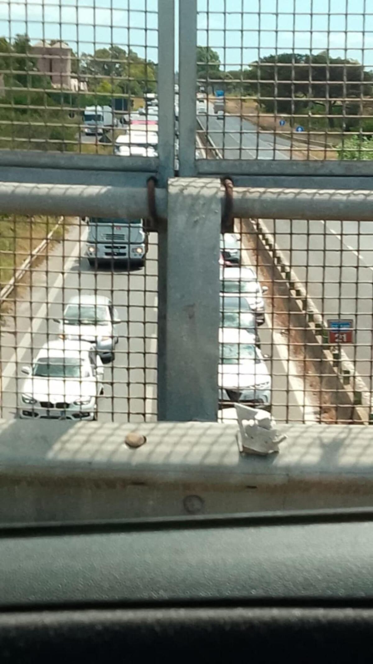 Incidente sulla Pontina, ad Aprilia all’altezza di Tecnomat. Mezzi rimossi. Riprende la viabilità. - 