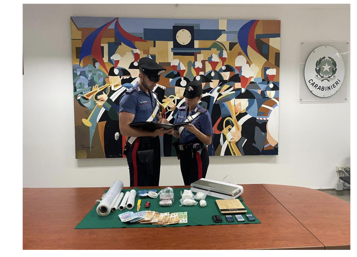 Quasi mezzo chilo di cocaina e tre etti di hashish: arrestato 43enne apriliano - 