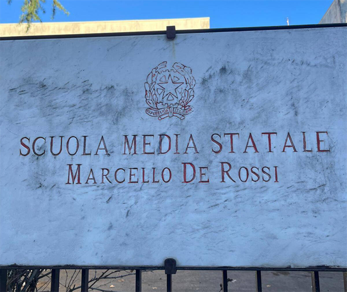 Pericolo di crollo imminente, a Velletri chiusa con un’ordinanza la scuola media “De Rossi”. - 