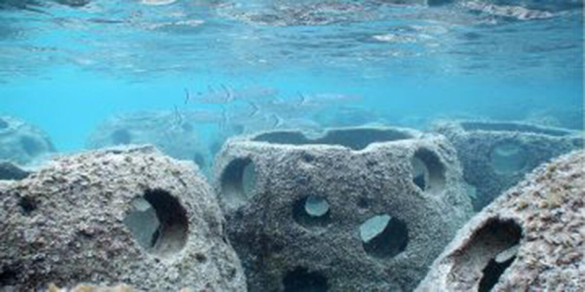 In mare a Torvaianica arrivano le "reef balls" per difendere la costa - 