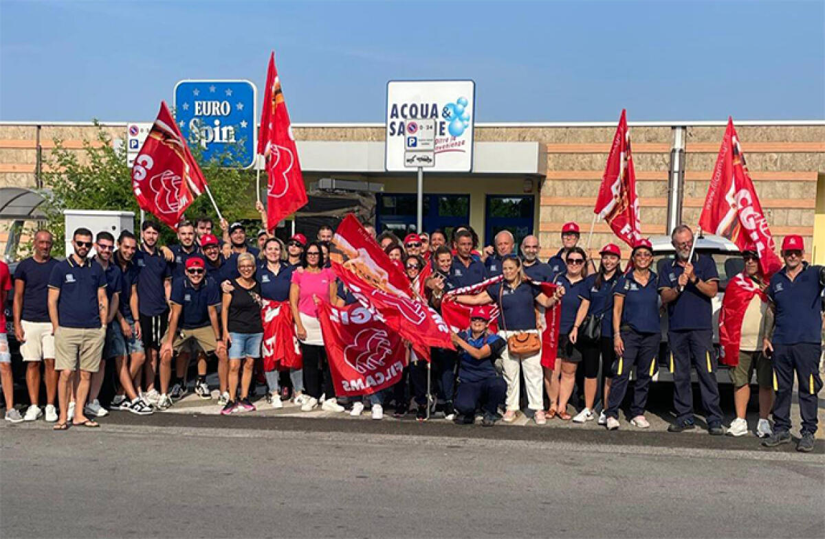 Lavoratori Eurospin in stato di agitazione ad Aprilia ed Anzio. Sinistra Italiana e Rifondazione Comunista al loro fianco. - 