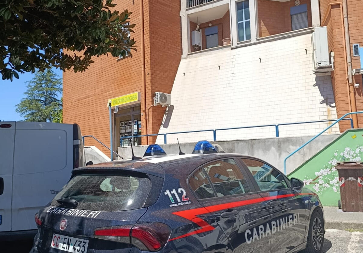 Aprilia - Blitz antidroga al "Colosseo": 2 soggetti in caserma - 