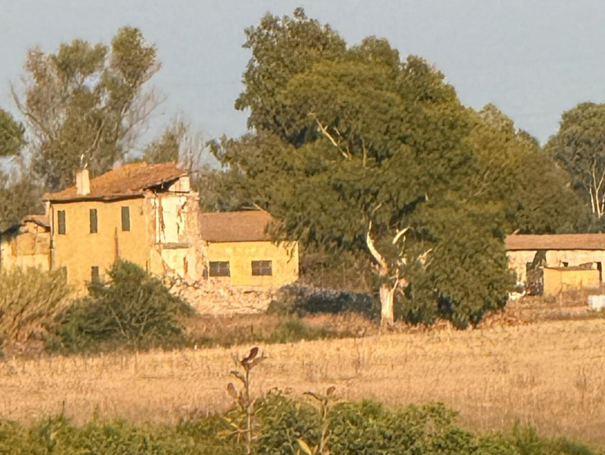 Aprilia - Stop alla discarica? La novità da Baldo (FdI): "Imposta la sospensione dei lavori per l'abbattimento del casale storico" - 