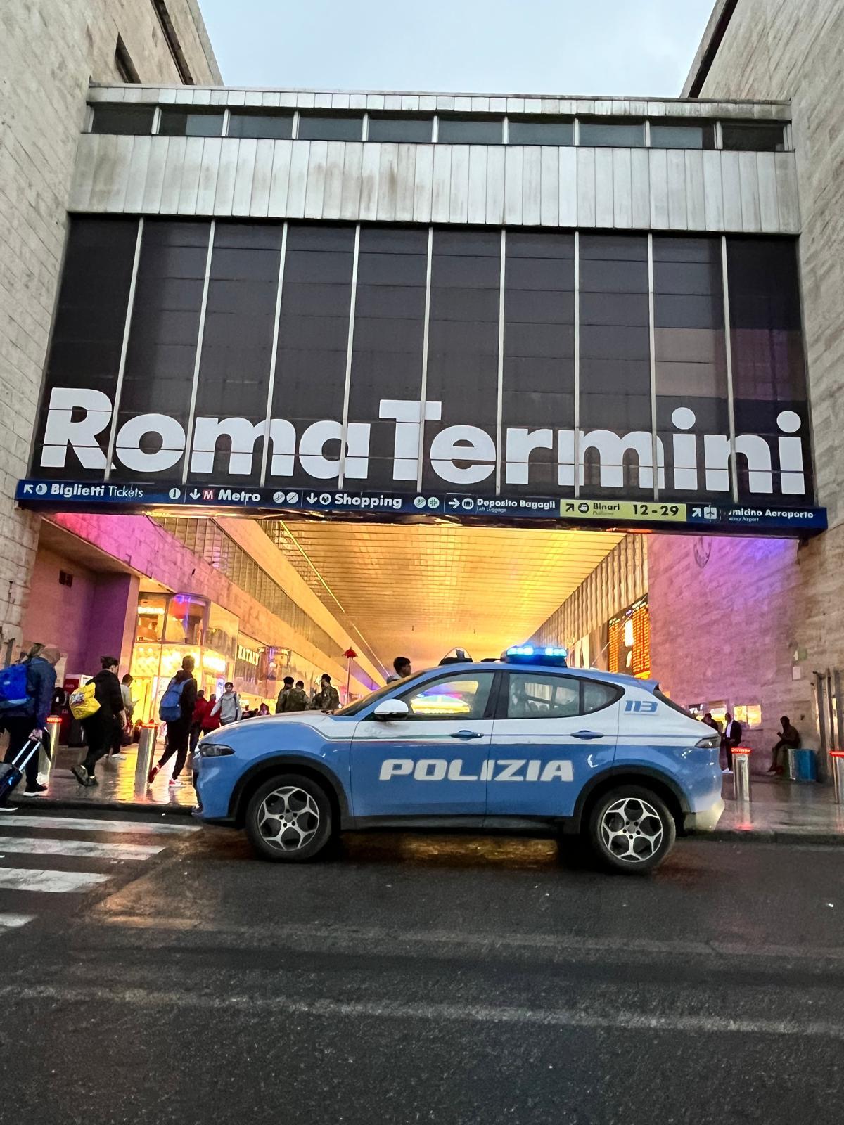 Borseggiatrice in trasferta arrestata a Termini dalla Polizia: ricercata dal 2017 - 