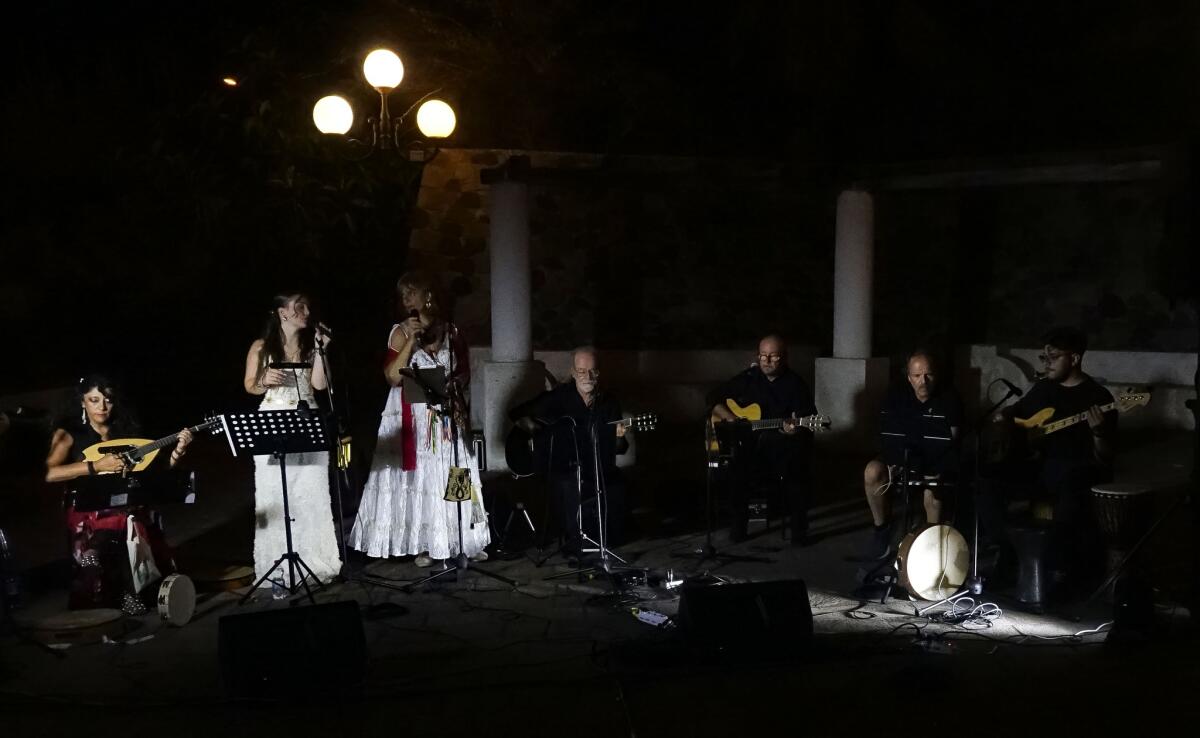 Pizziche, tarantelle e tammuriate, l’Archetipo Ensemble in concerto a Lavinio. - 
