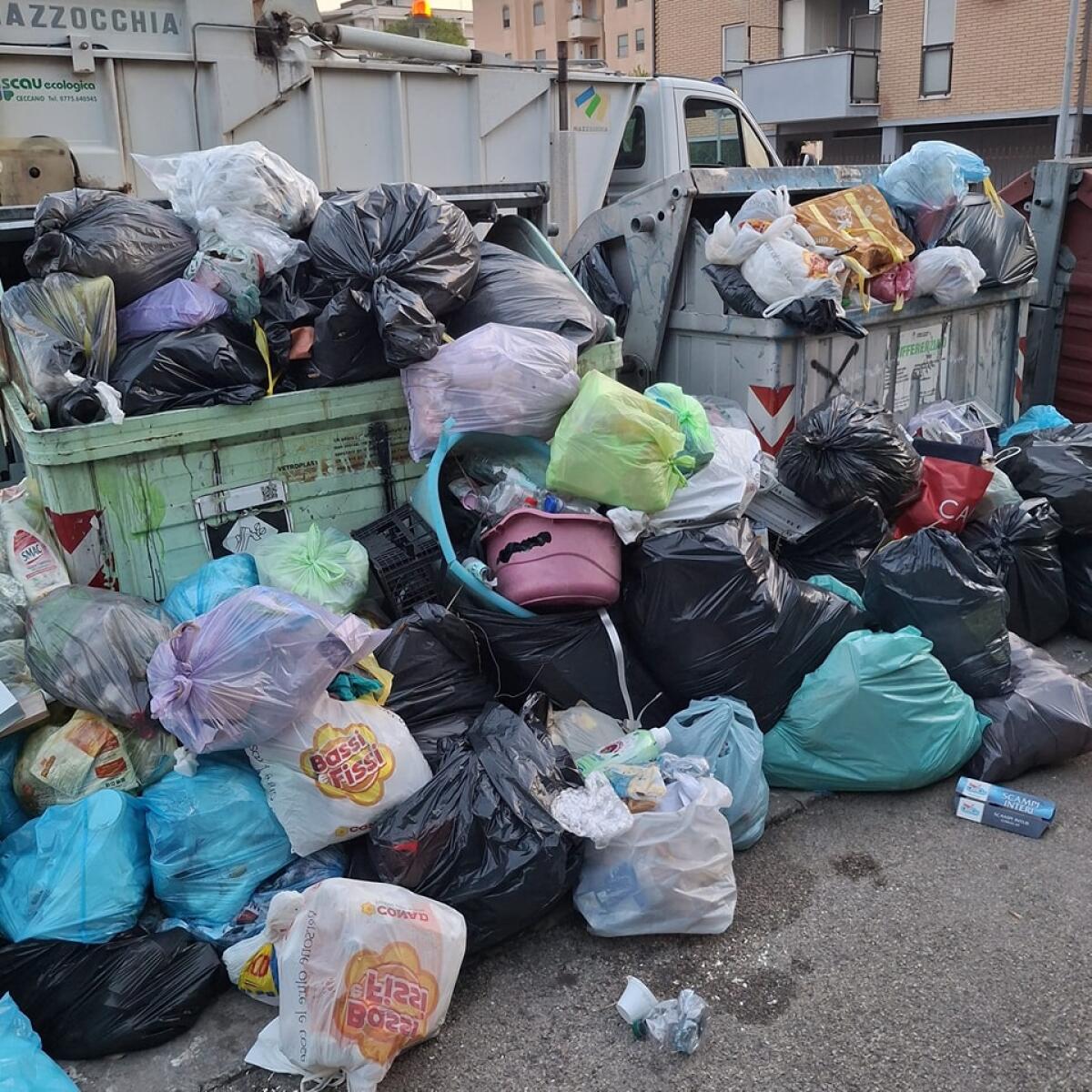 Rifiuti abbandonati, il Comune di Pontinia multa 31 "incivili" - 