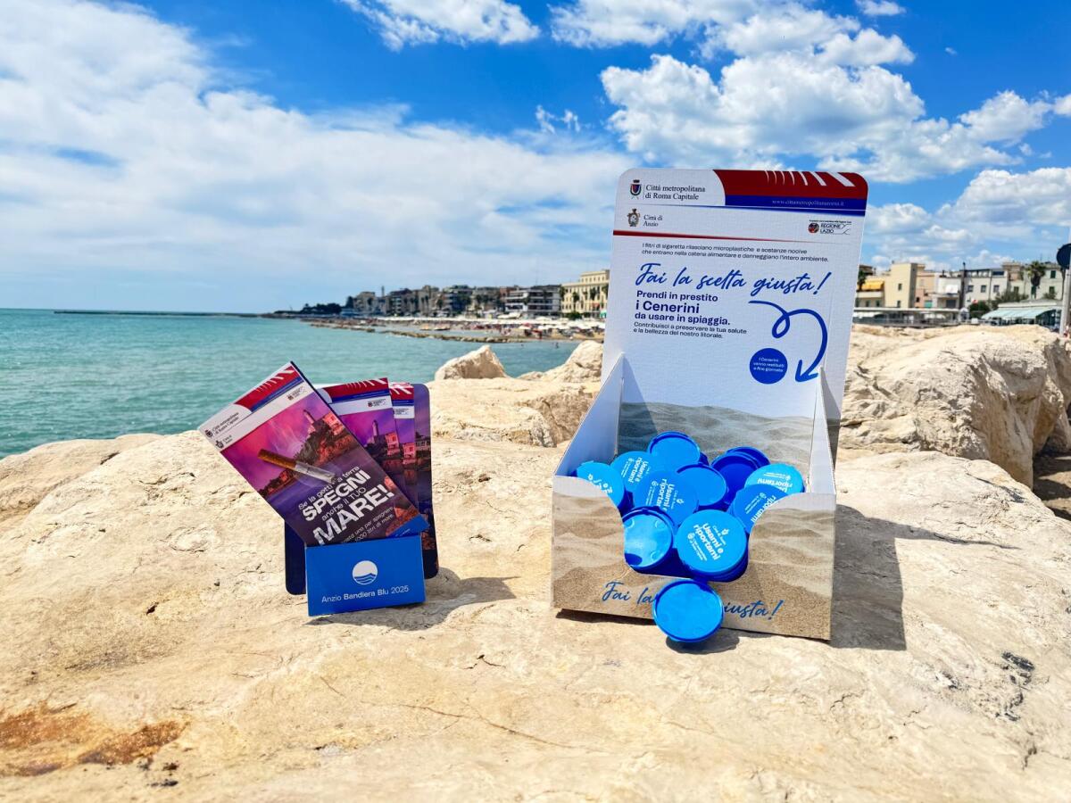 “Se la getti spegni anche il tuo mare”. Ad Anzio fino a giovedì la campagna contro le cicche in spiaggia. - 