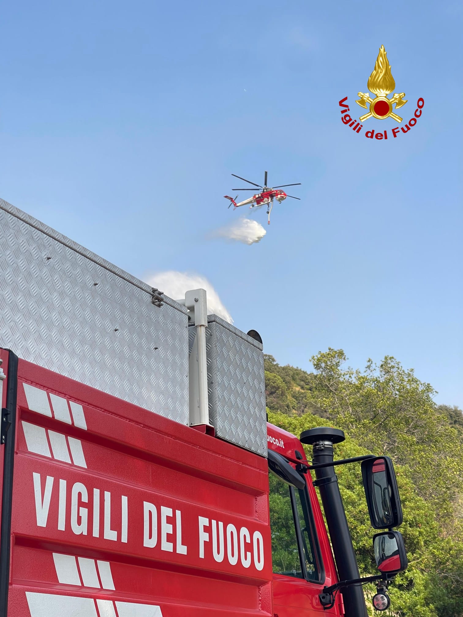 i vigili del fuoco in azione a Priverno