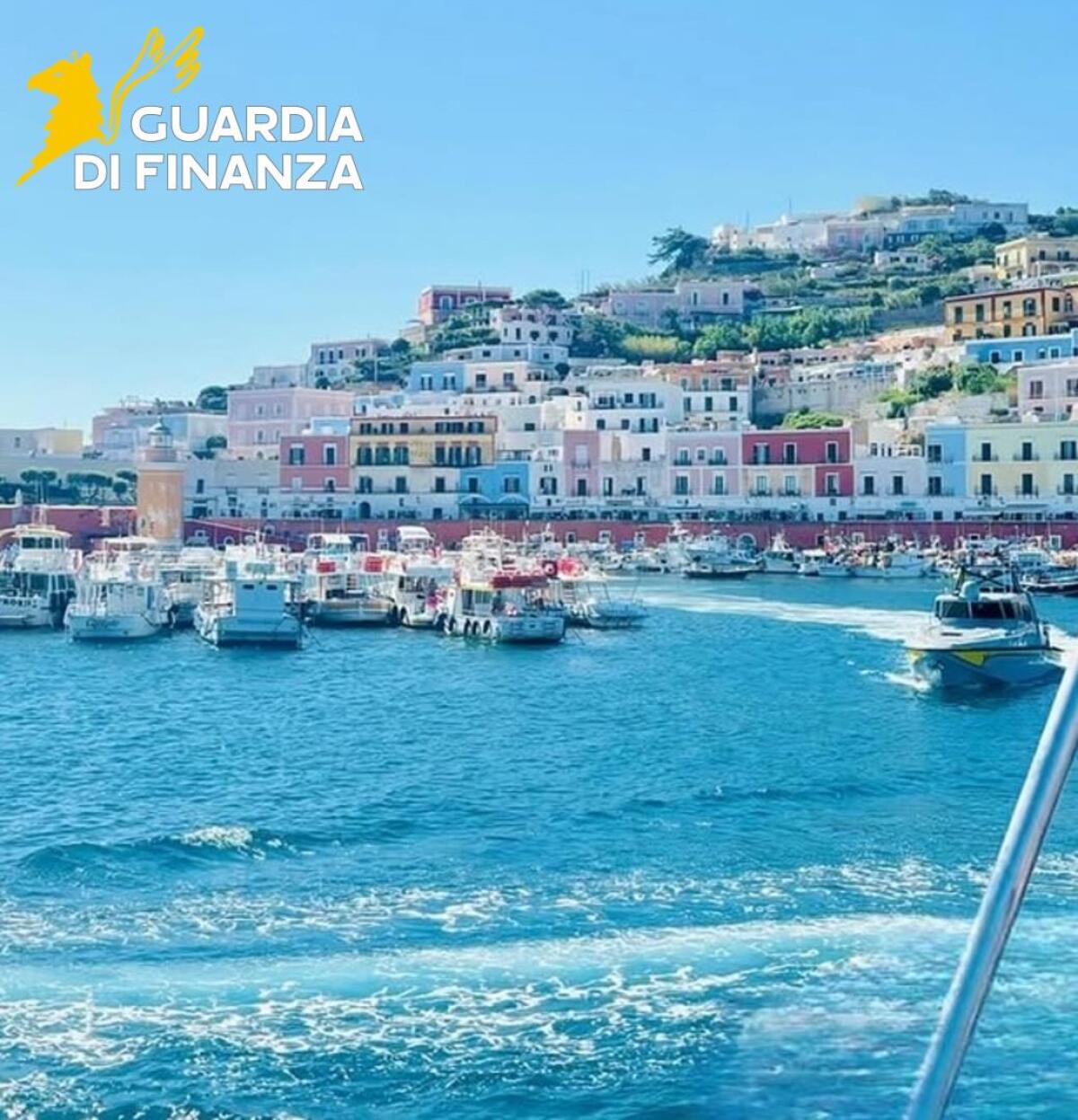 Estate sicura sulle isole pontine: il bilancio dei controlli della sezione Aeronavale della Finanza. - 
