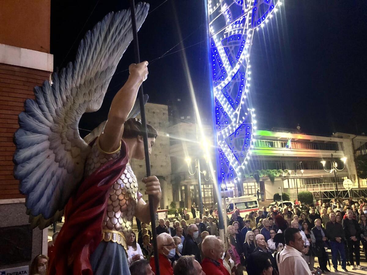 APRILIA - LA FESTA DI SAN MICHELE SI FA: "IL CANTANTE CI SARA', A BREVE LO SVELEREMO" - 