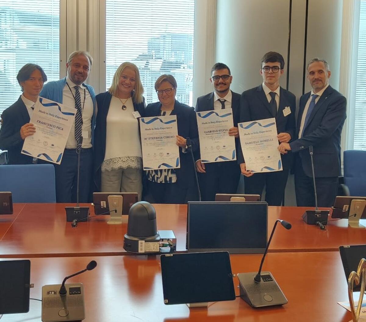 Ambasciatori di cultura: I Giovani Filarmonici Pontini tornano a Latina - 