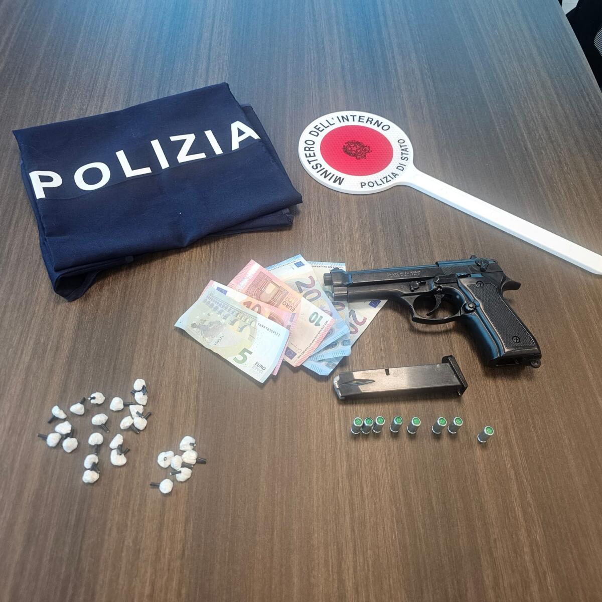 Fornaio di Aprilia incastrato dalla Polizia: aveva cocaina in negozio e in auto, in casa una pistola scacciacani. - 