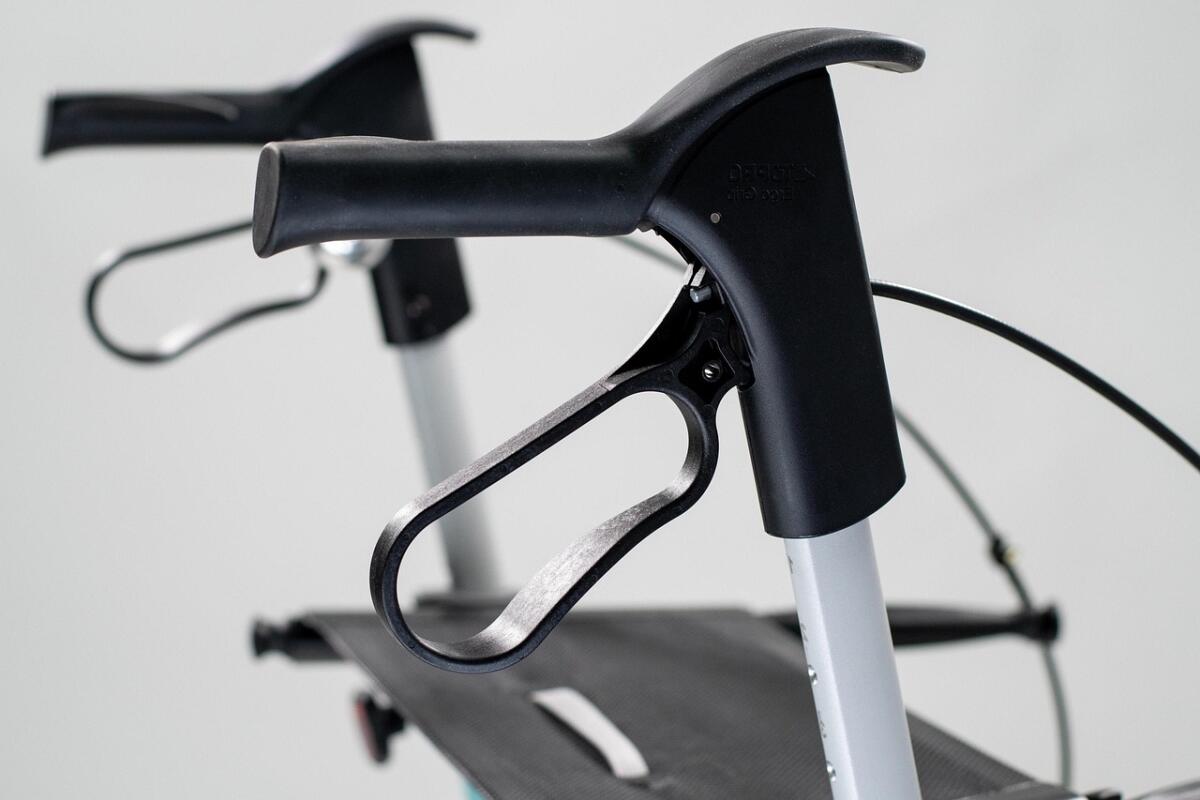 Ausili e prodotti per l'autonomia personale, nel Lazio cambiano le regole e aumentano i problemi - 