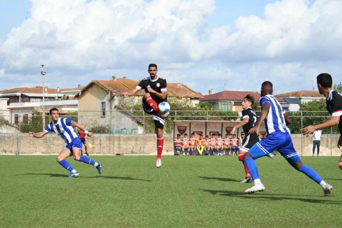Calcio - Serie D - Finisce senza reti tra Anzio e Albalonga - 