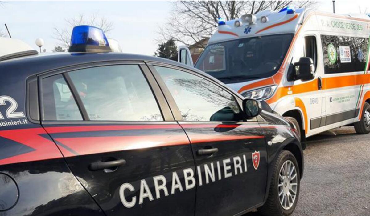 Aprilia, 50enne salvato dal suicidio grazie all'intervento dei Carabinieri. Sì era arrampicato su un tetto. - 
