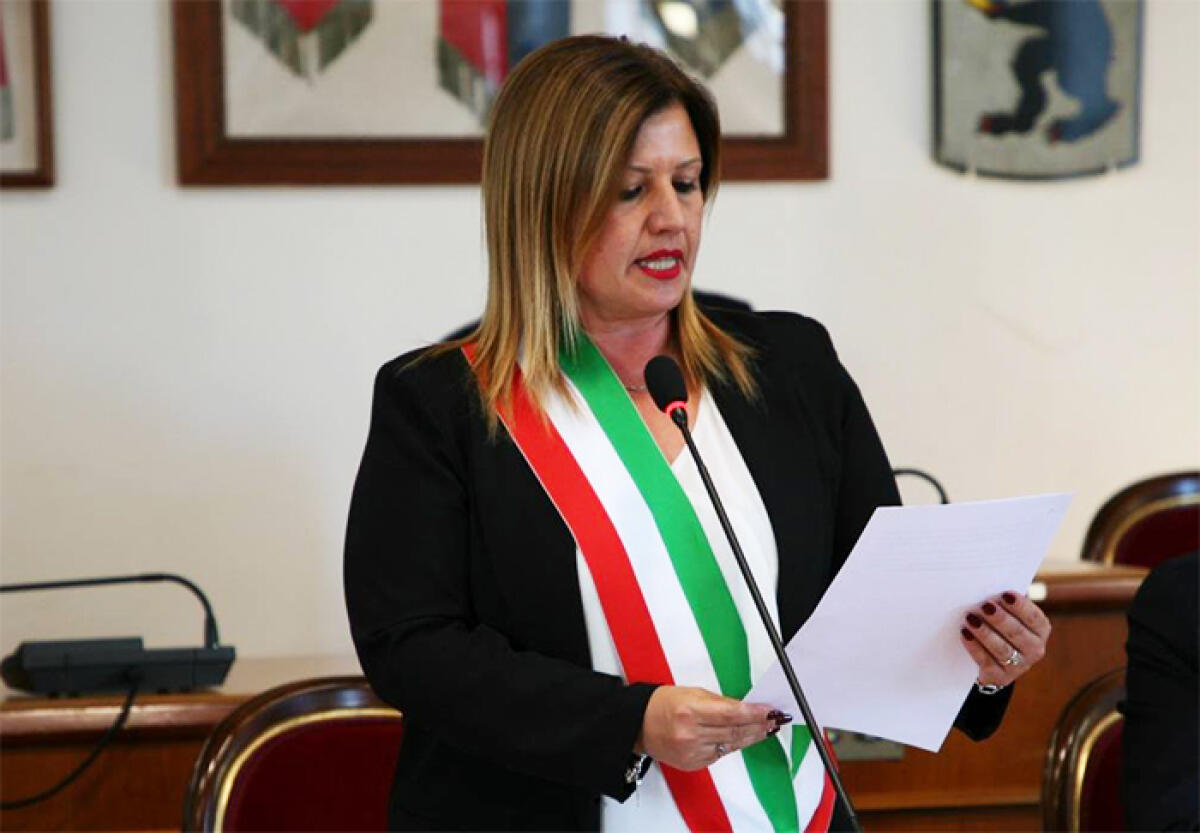 “Brutale violenza, tentativo di soffocare il diritto all’informazione”. La sindaca di Pomezia, Felici, sull’attentato a Campo Ascolano. - 
