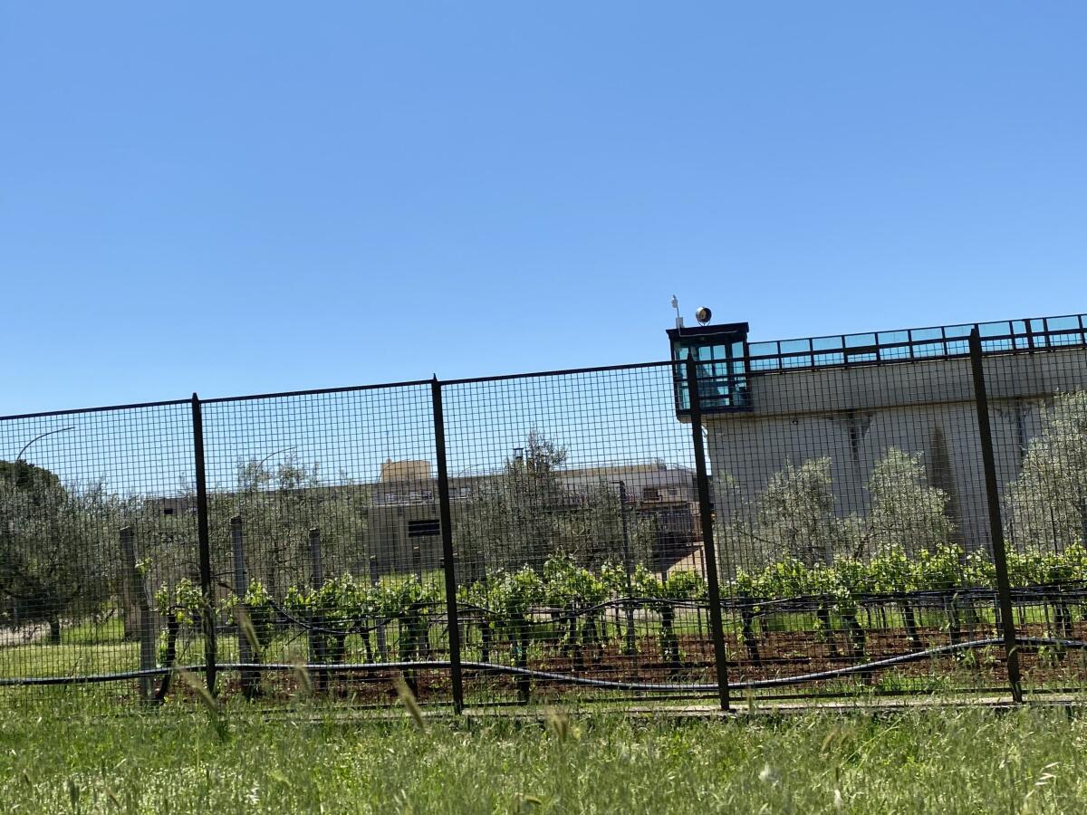 Aprilia - Fermato per un furto e inseguito sulla Pontina, va in carcere dopo l'evasione - 