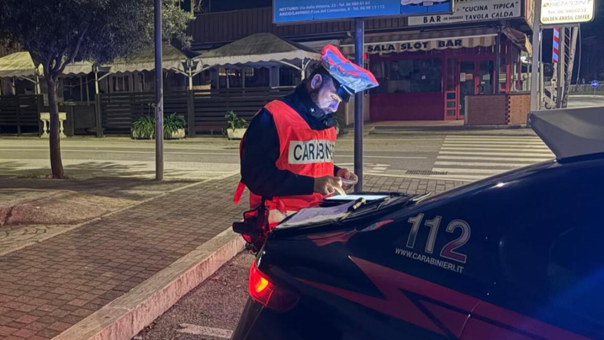 Giro di vite dei Carabinieri nella zona della stazione di Lavinio, ad Anzio: 3 arresti e 2 denunce. - 