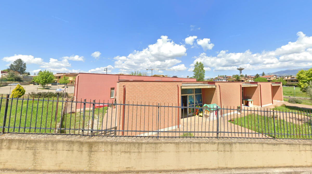 Vandali alla scuola Cappuccetto Rosso a Cisterna: "Subito videosorveglianza e incontro con i residenti" - 
