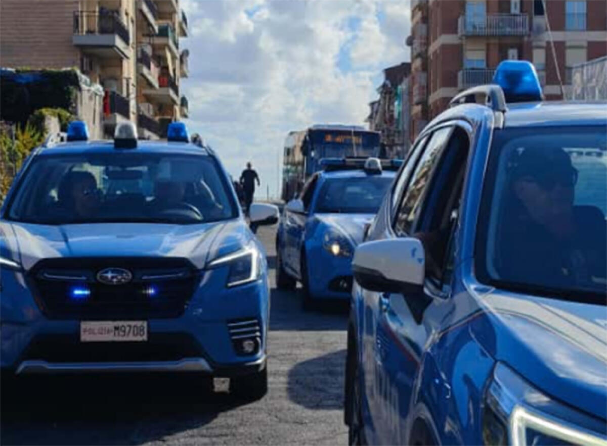 In tre rapinano un’anziana e fuggono via. Bloccati dalla Polizia dopo 10 Km di corsa ad alta velocità. - 