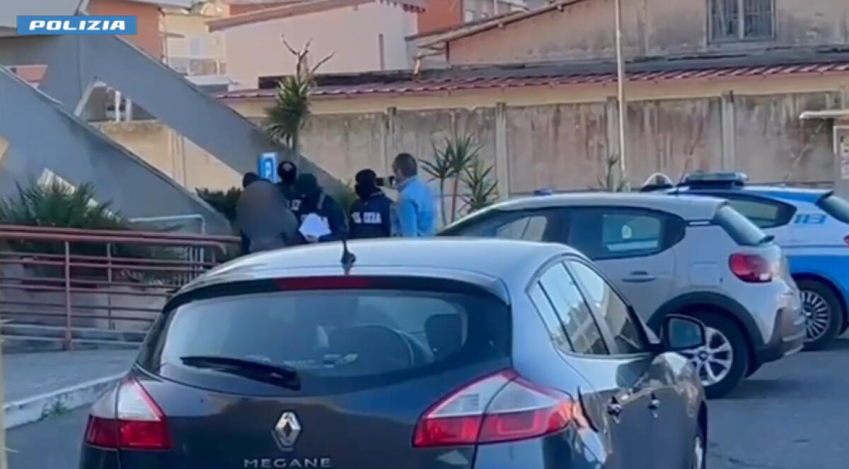 Attentato dinamitardo contro il ristorante "Nonna" ad Ostia: in arresto 37enne romano VIDEO - 