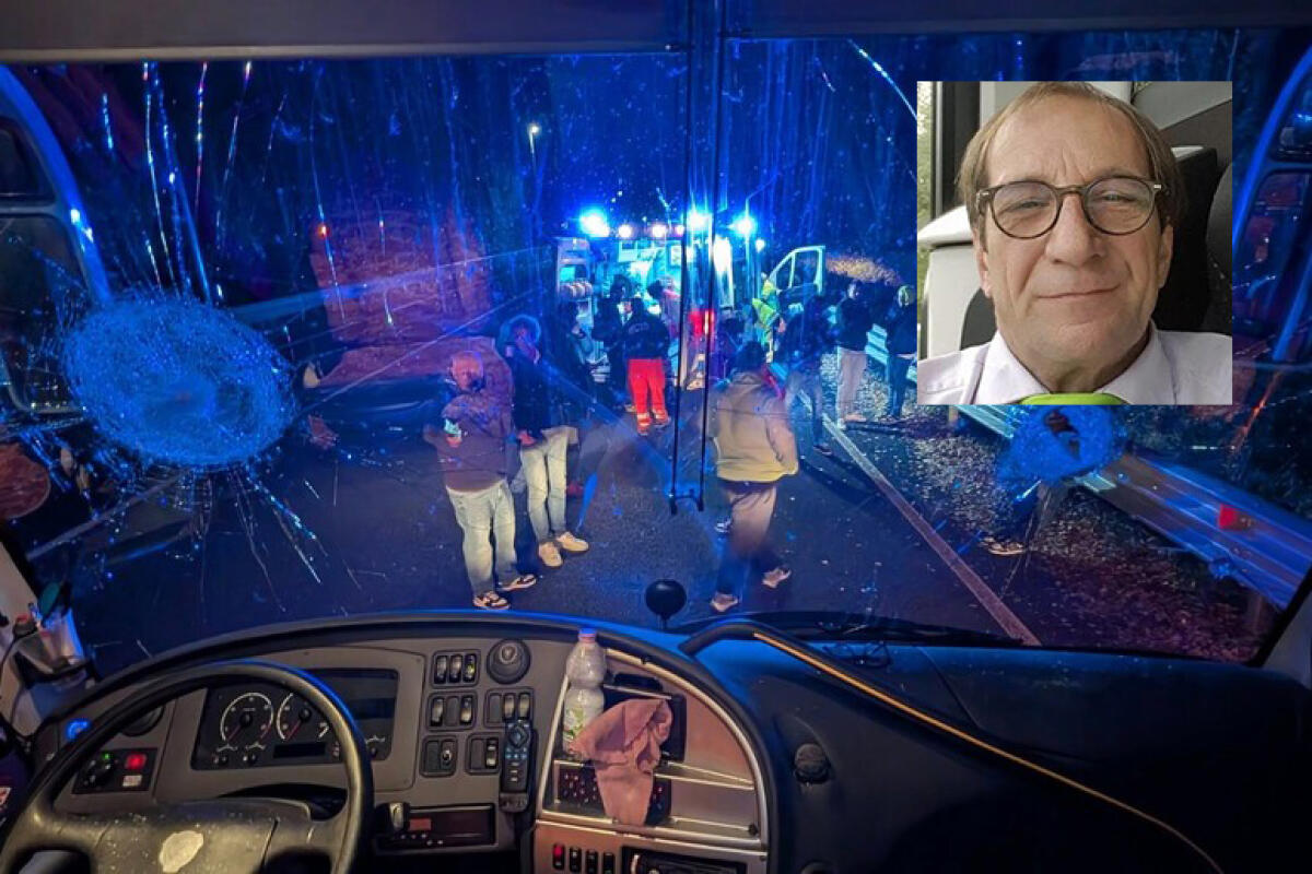 Assalto con sassi e mattoni al pullman dei tifosi di basket, muore l'autista - 